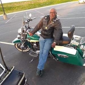 Meet your Posher, Lamont